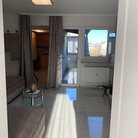 Moderne 2 Zimmer Wohnung Mit Vollausstattung Ketsch Esterno foto