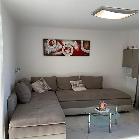 Moderne 2 Zimmer Wohnung Mit Vollausstattung Ketsch Esterno foto